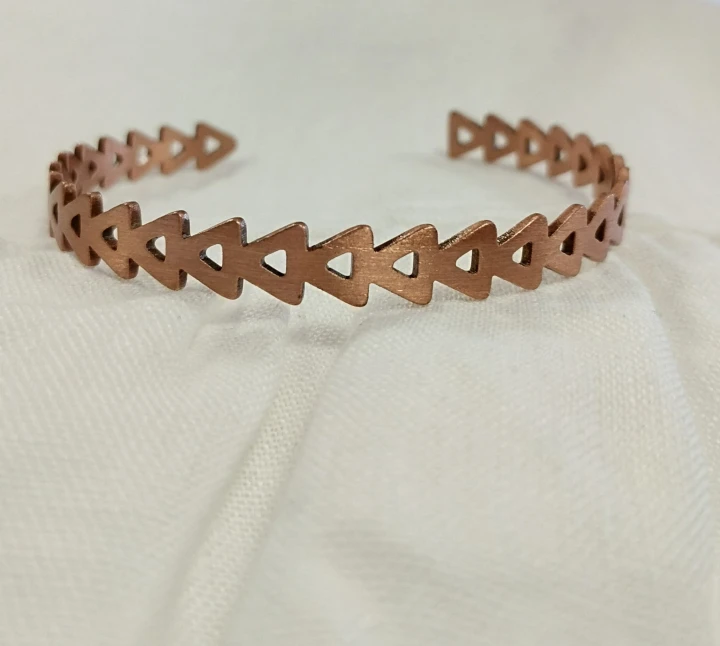 BRANSOLETKA miedziana Trójkąty