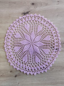 Serwetka szydełkowa RÓŻOWA , z nici bawełnianej - RĘKODZIEŁO 28cm