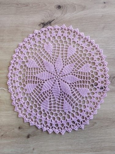 Serwetka szydełkowa RÓŻOWA , z nici bawełnianej - RĘKODZIEŁO 28cm