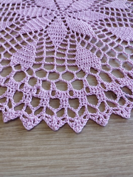 Serwetka szydełkowa RÓŻOWA , z nici bawełnianej - RĘKODZIEŁO 28cm