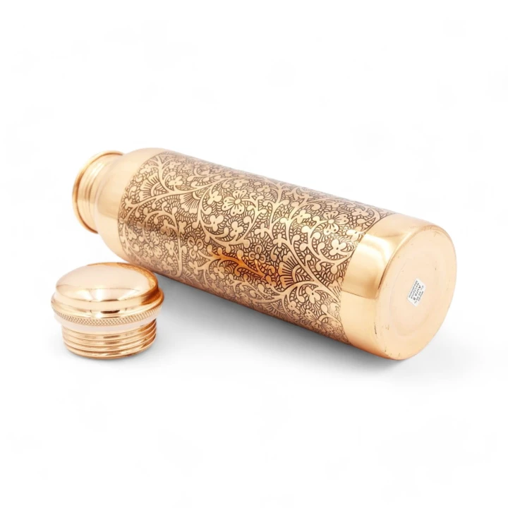 BUTELKA miedziana grawerowana ciemna, 900ml