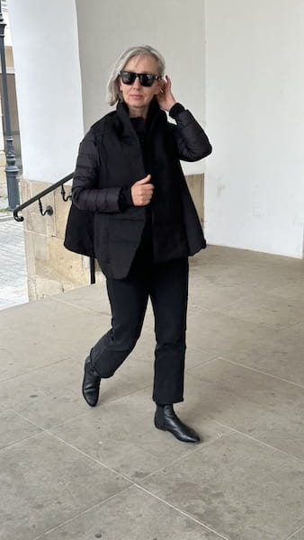 Kamizelka lniana OCIEPLANA damska, czarna