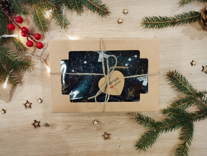 Box świąteczny z ozdobami ze sznurka - Boże Narodzenie - 6 elementów, granatowy z błyszczącą nitką