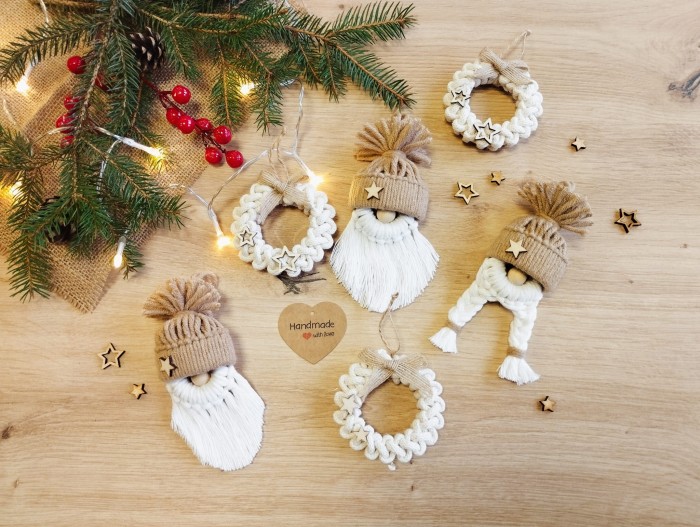 Box świąteczny z ozdobami ze sznurka - Boże Narodzenie - 6 elementów, kremowo-beżowy