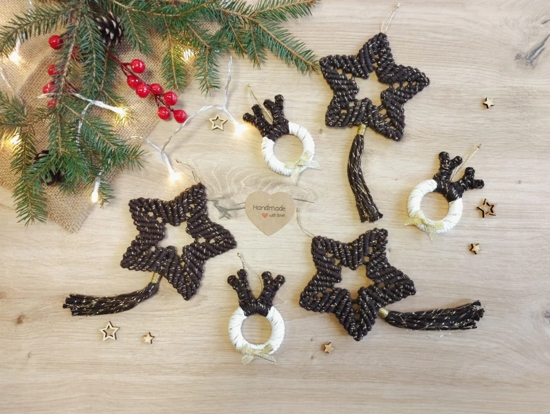 Box świąteczny z ozdobami ze sznurka - Boże Narodzenie - 6 elementów, ciemny brąz ze złotą nitką