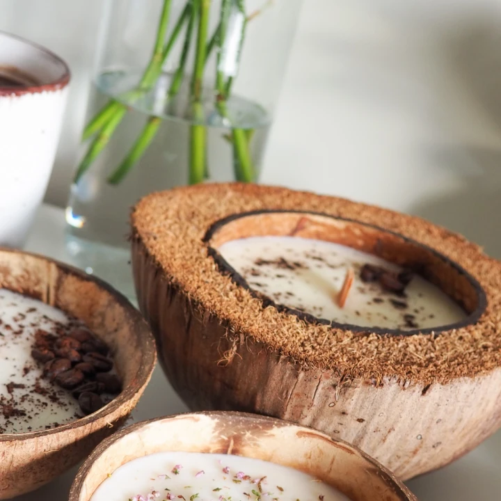 Świeca sojowa w KOKOSIE, duża - Niebiańska Słodycz, 600 ml