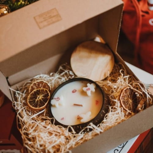 Świeca sojowa w KOKOSIE, duża - Wieczór z Gorącą Czekoladą, 550 ml