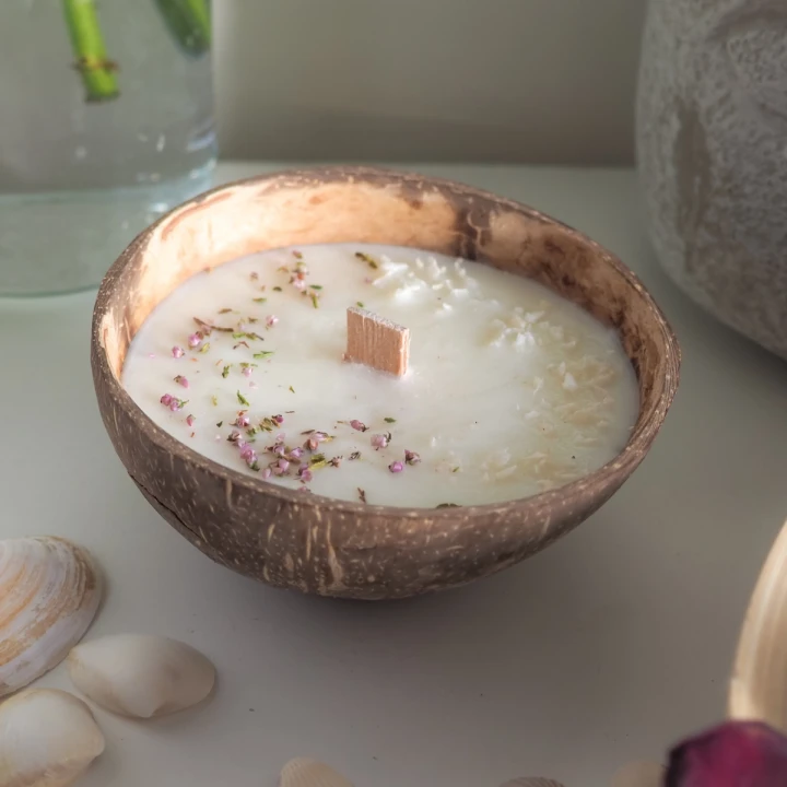 Świeca sojowa w KOKOSIE - Princessa, 300 ml