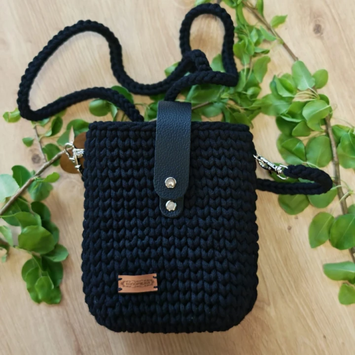 Torebka PLECIONA, listonoszka CZARNA