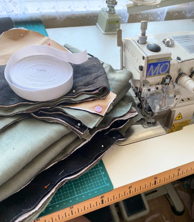 Szorty LNIANE, spodenki damskie LEN 100% - ZIELEŃ AWOKADO, rozmiar S/M