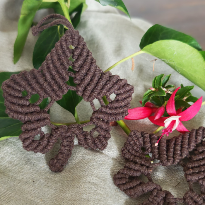 LIŚCIE - jesienna dekoracja ze sznurka bawełnianego BRĄZOWE II