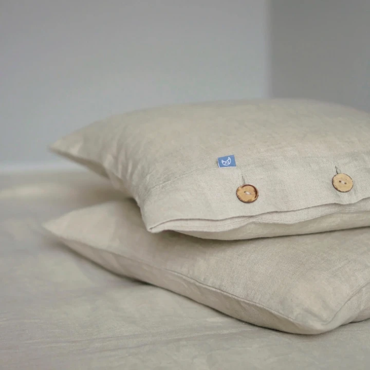 Lniana Poszewka na Poduszkę 50 x 60 cm - NATURALNA / z guzikami kokosowymi