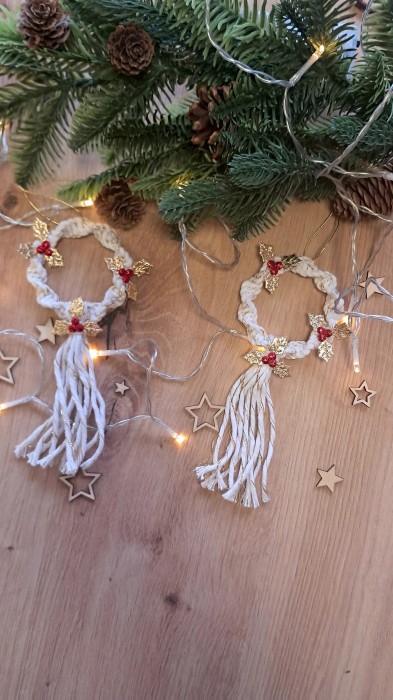 Wisząca ozdoba świąteczna ze sznurka 2 szt.