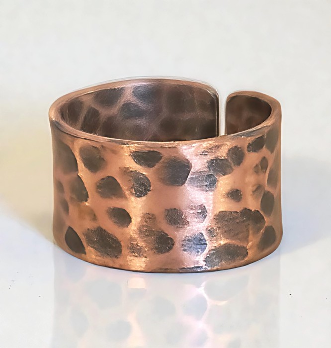 Pierścionek miedziany Plamki