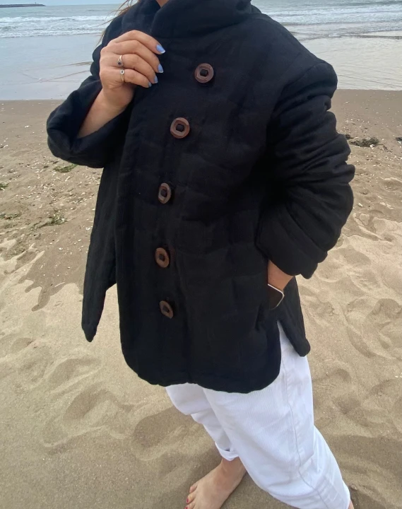 KURTKA/KRÓTKI PŁASZCZYK OCIEPLANY z lnu, KUBEŁKOWY czarny, rozmiar UNIWERSALNY