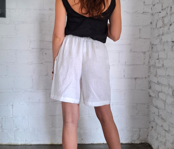 Szorty LNIANE, spodenki damskie LEN 100% - BIAŁE, rozmiar S/M