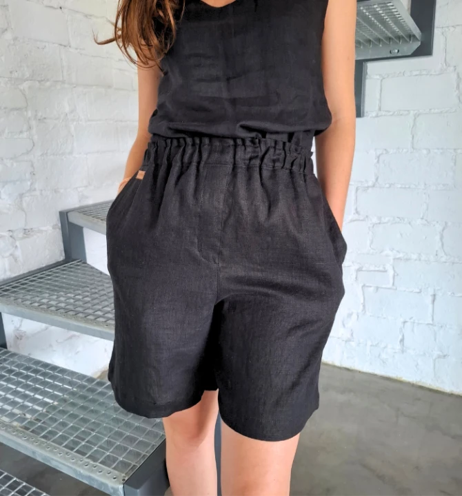 Szorty LNIANE, spodenki damskie LEN 100% - CZARNE, rozmiar S/M