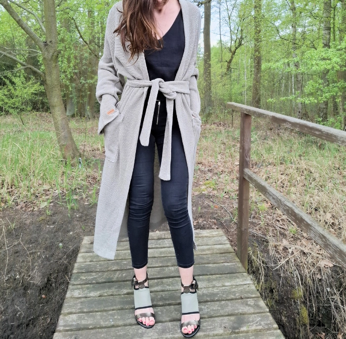 Płaszcz, Kardigan damski, naturalny beż LEN 100% - rozmiar uniwersalny