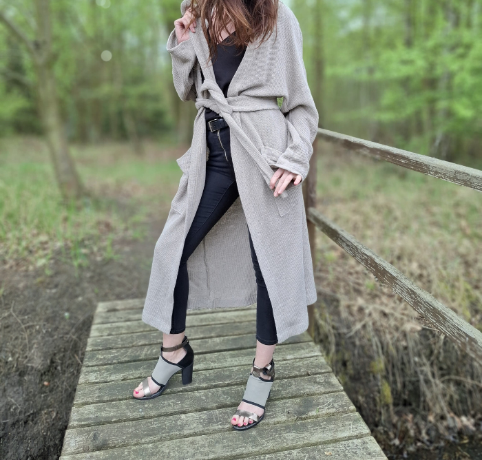 Płaszcz, Kardigan damski, naturalny beż LEN 100% - rozmiar uniwersalny