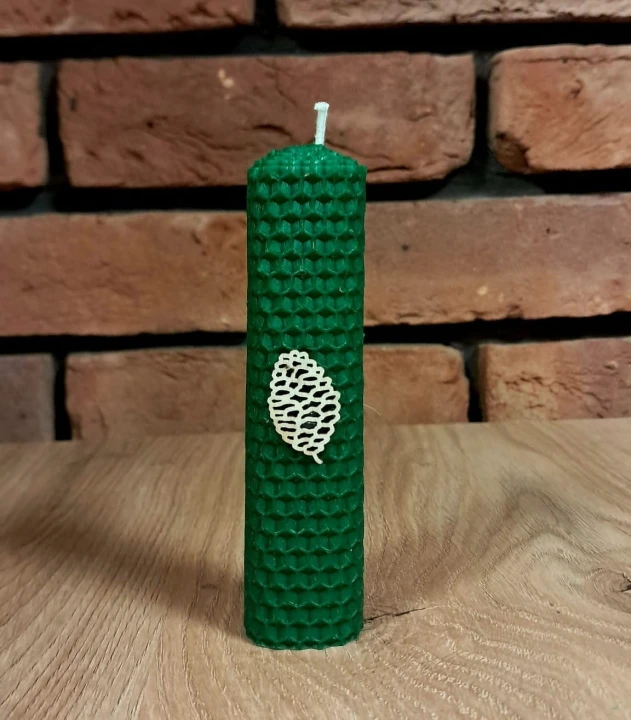 Świece intencyjne/rytualne z wosku pszczelego/ zielona- kwadratowa