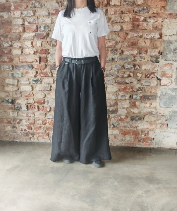 Spódnico- spodnie z zakładkami 100% len- S/M/L czarne