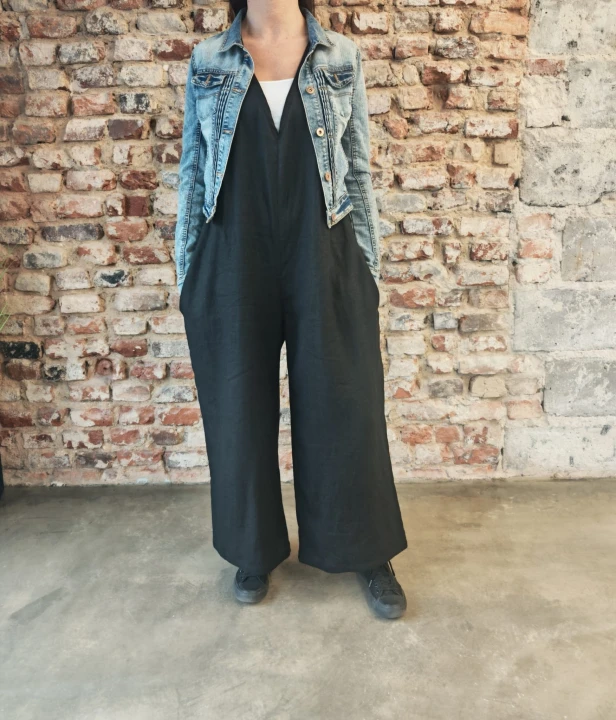 Ogrodniczki damskie 100% len- Oversize czarne