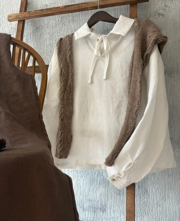 Bluzka lniana damska z kołnierzykiem i wiązaniem S/M - 100% len biała