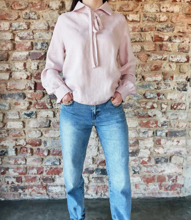 Bluzka lniana damska z kołnierzykiem i wiązaniem S/M 100% len różowa