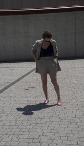 Lniany Garnitur Damski - MARYNARKA + SPODENKI, naturalny