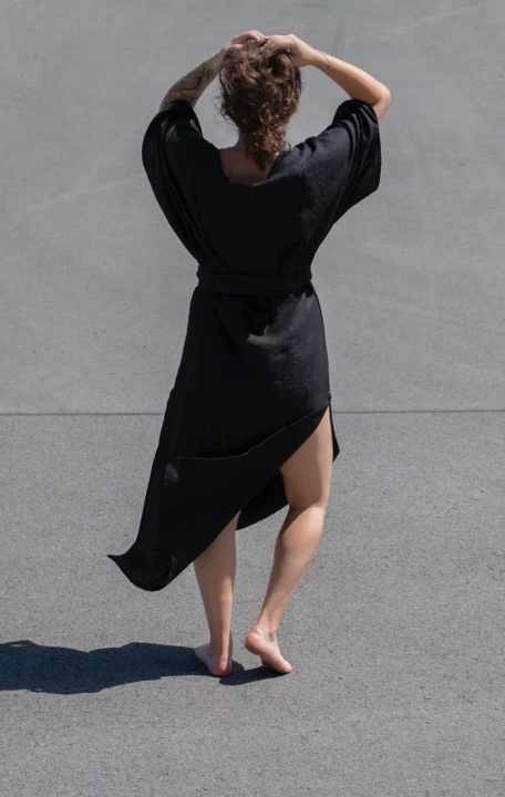 Lniana Sukienka damska - KIMONOWY rękaw, czarna