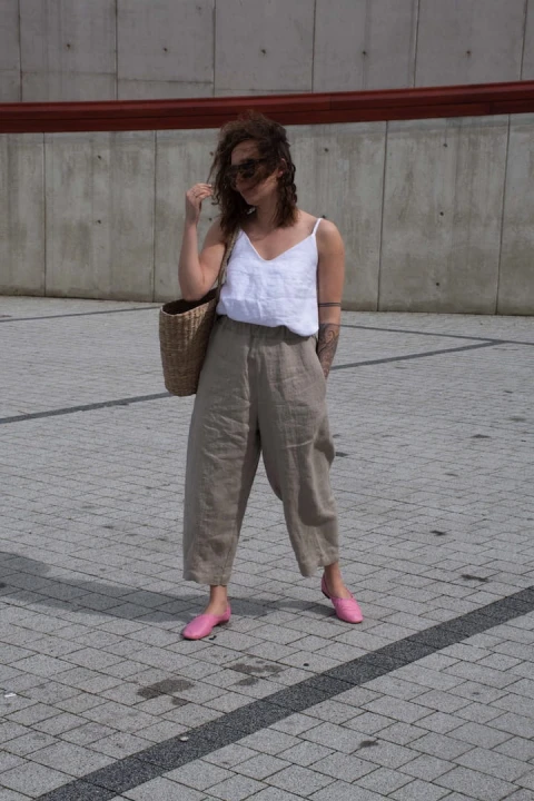 Lniane Spodnie damskie - WYSOKI STAN, LUŹNE - naturalne